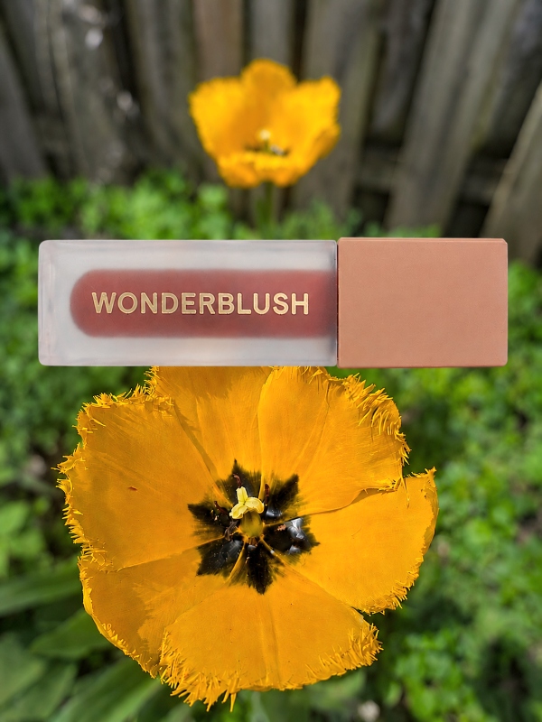 Wonderblush La Laque Tinted Lip Oil in Abricot